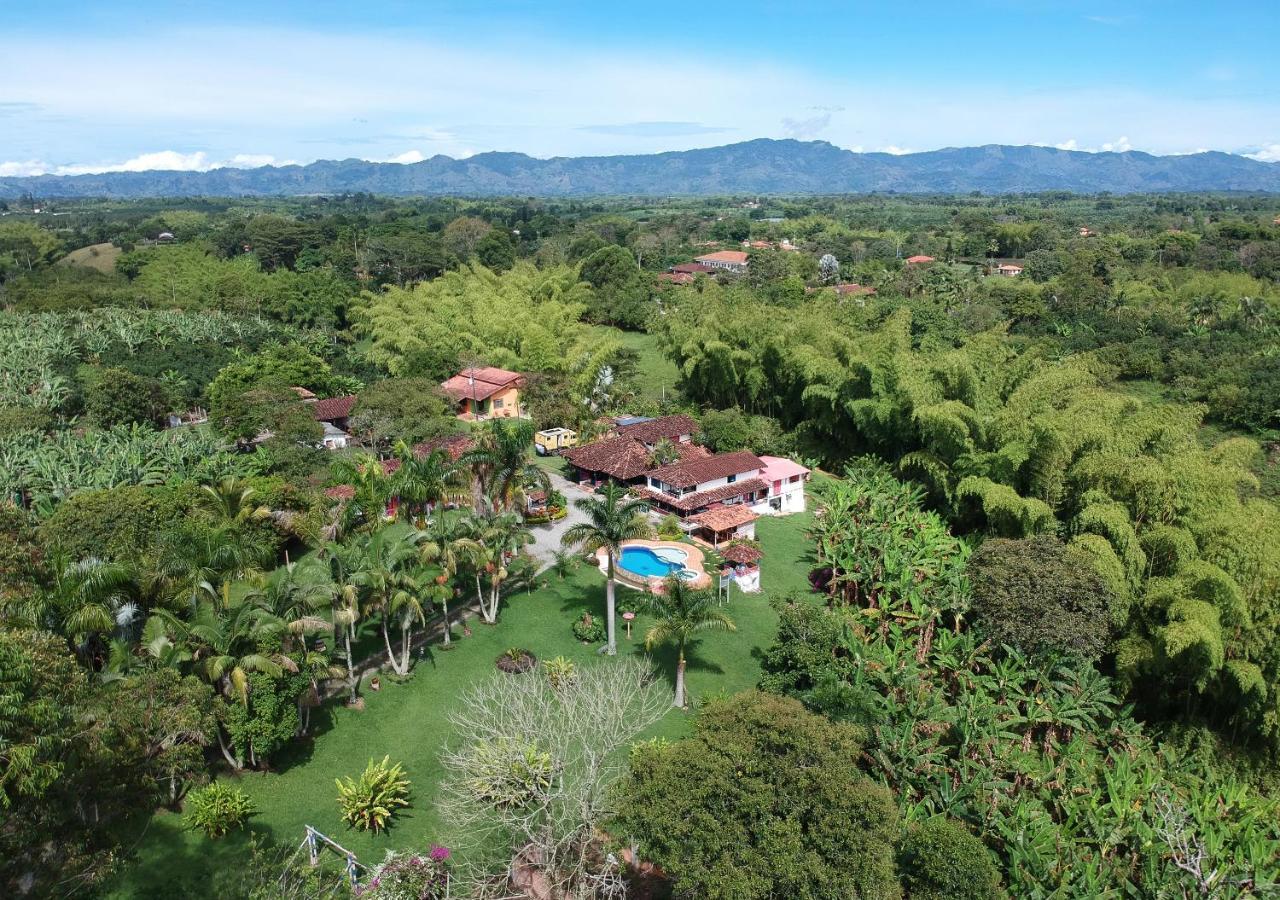 Hacienda Hotel El Percal Pueblo Tapao Exterior photo